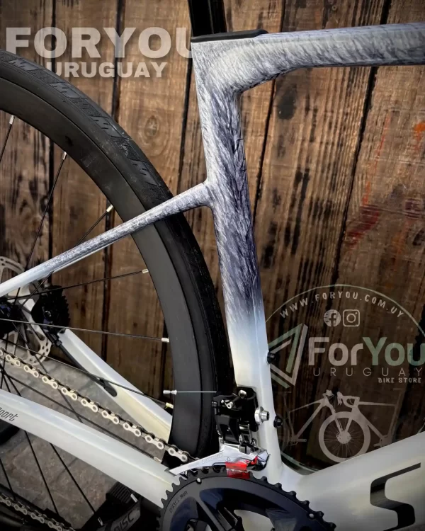 Bicicleta de Ruta Carbono Sunpeed Invincible Sport Shimano 105 Gris Blanca - Imagen 17