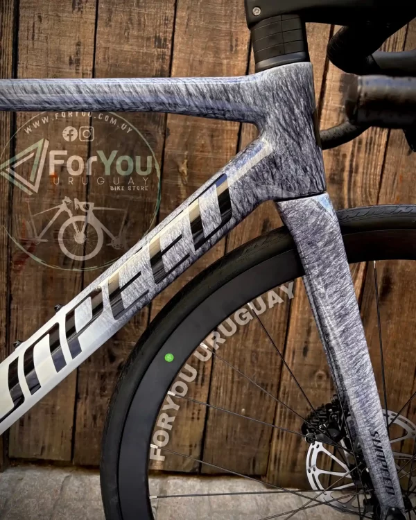 Bicicleta de Ruta Carbono Sunpeed Invincible Sport Shimano 105 Gris Blanca - Imagen 36